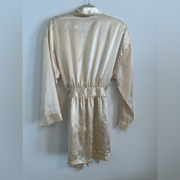 Victoria’s Secret satin champagne robe. O/S - Picture 2 of 3